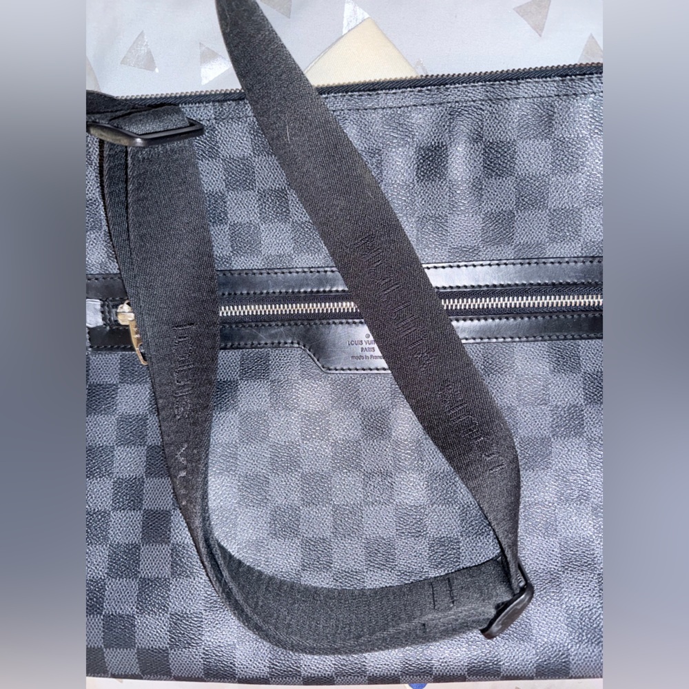 Louis Vuitton Damier Graphite Mick GM - Picture 14 of 15